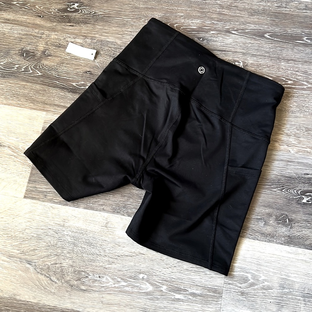Women’s Core IO Biker Shorts High Waist with Deep Pockets Size S New with tags